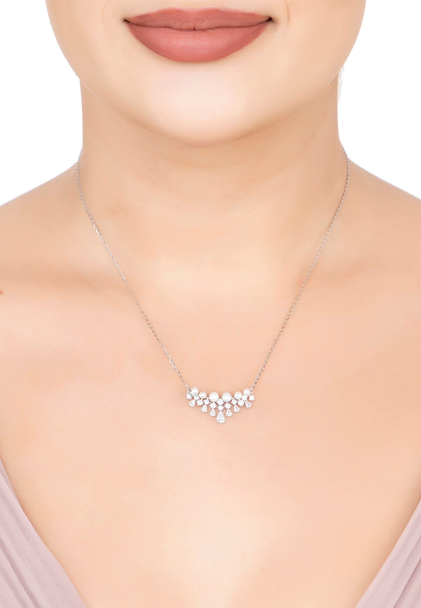 Lace and Pearls Necklace in Silver - Accessory101