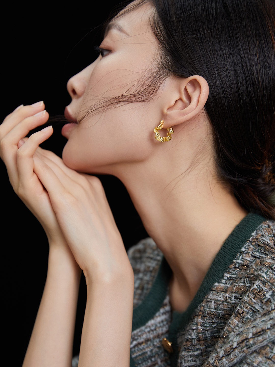 Silk wreath hoop earrings