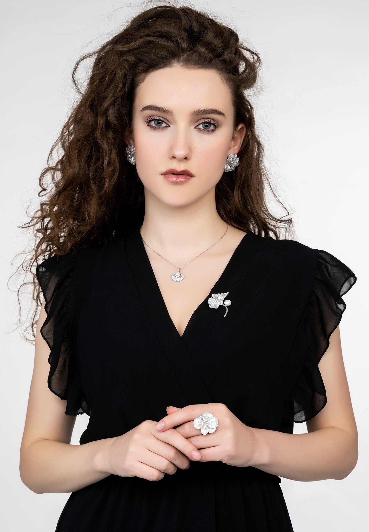 Ginkgo leaf brooch with pearl charm