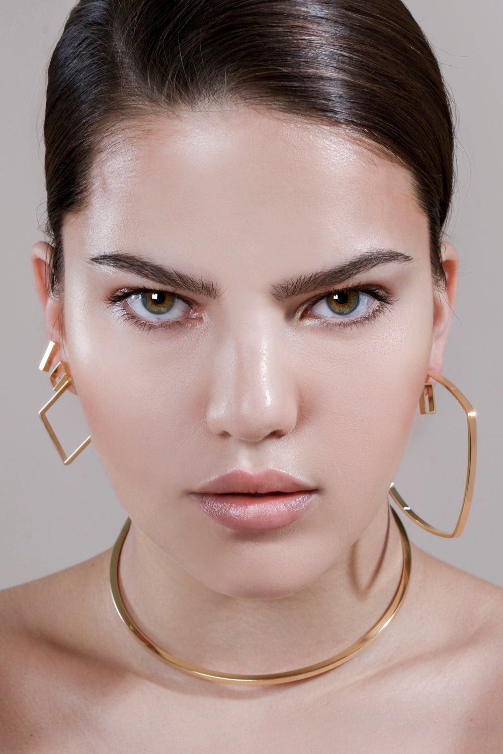 Square shaped brass hoop earrings