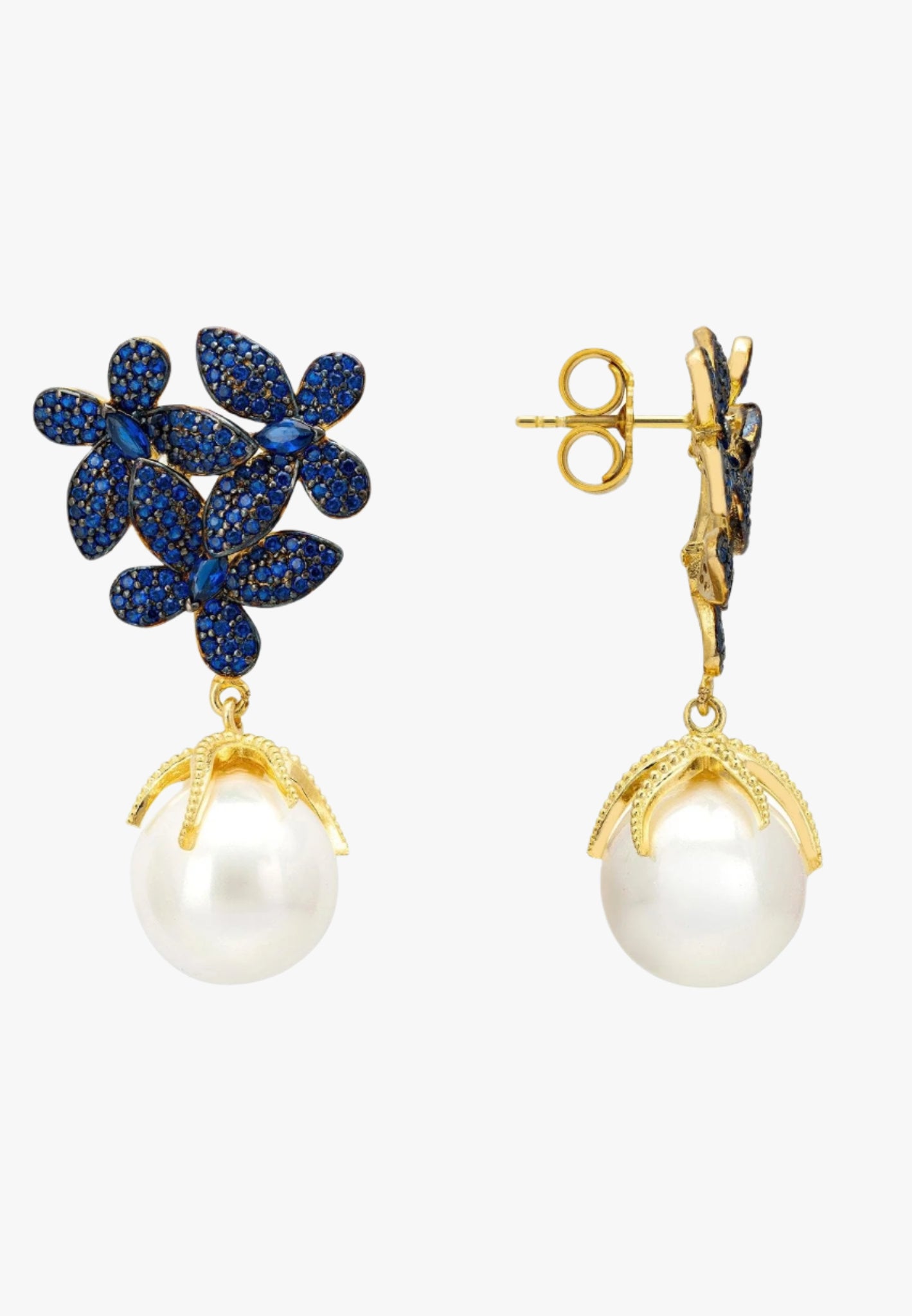 Floral elegance pearl earrings in blue