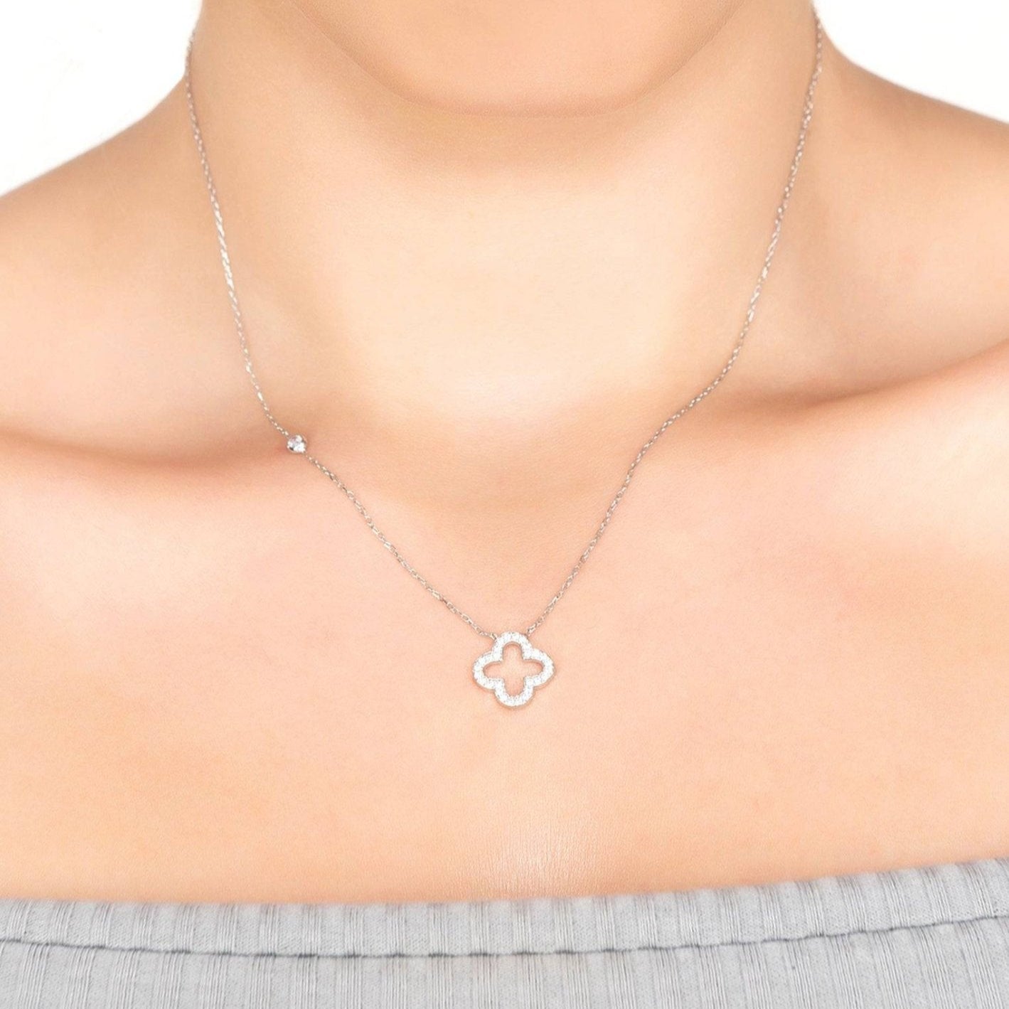 Open Clover Pendant Necklace Dipped in Gold
