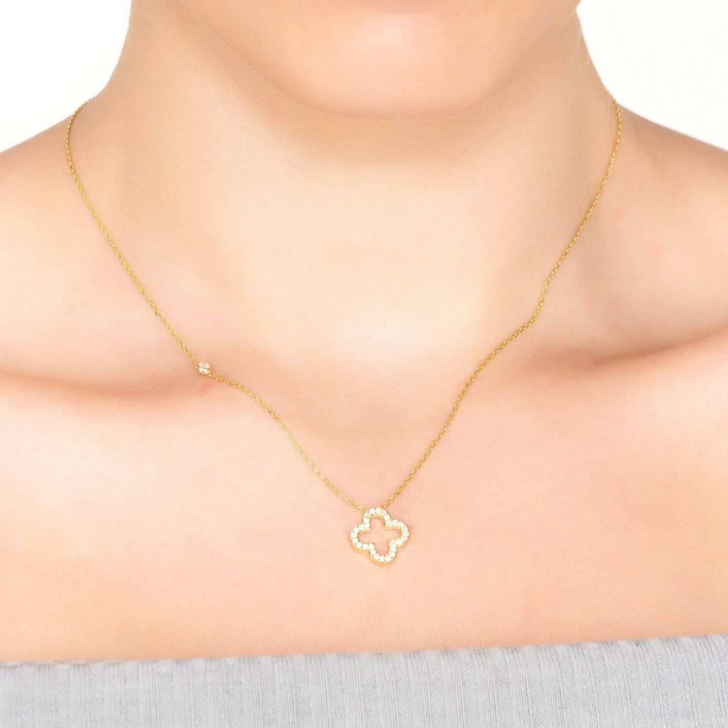 Open Clover Pendant Necklace Dipped in Gold