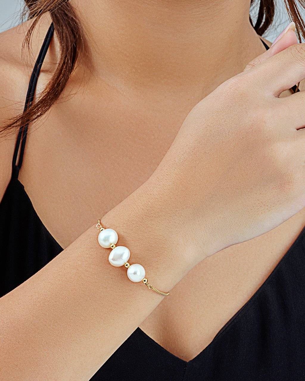 Triple pearl slider bracelet