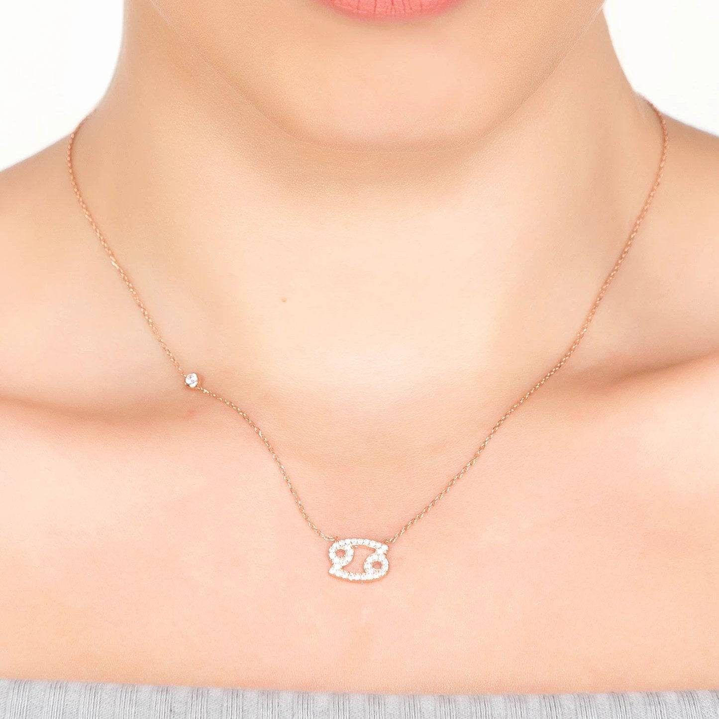 Cancer Pendant Necklace in Silver Zircon - Accessory101