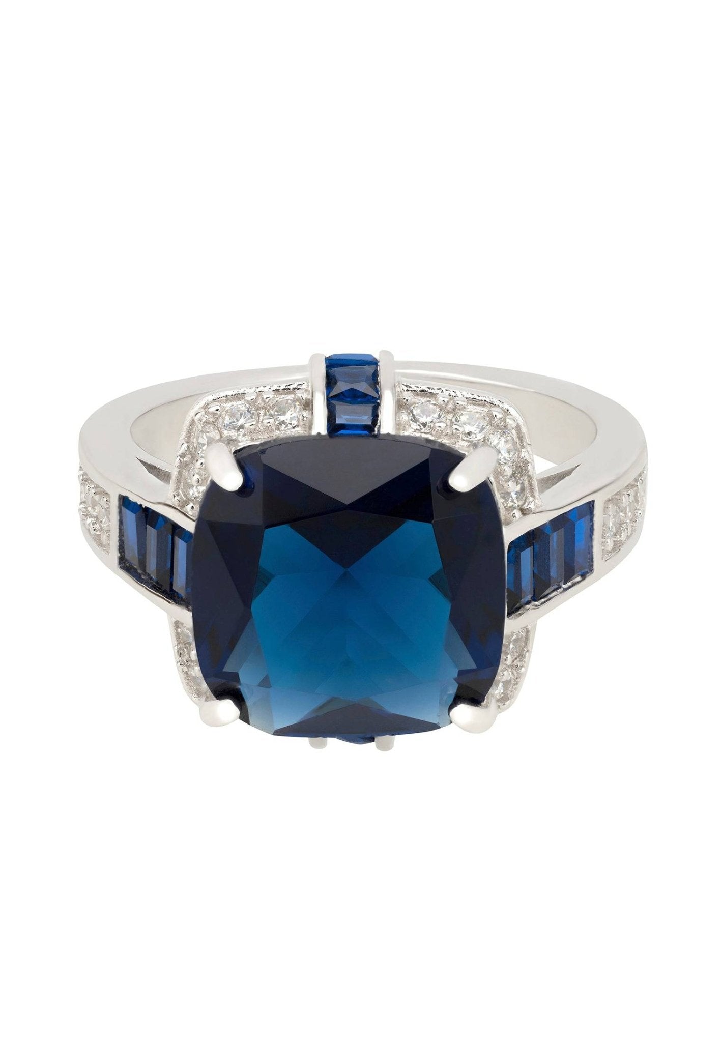 Windsor silver ring with sapphire