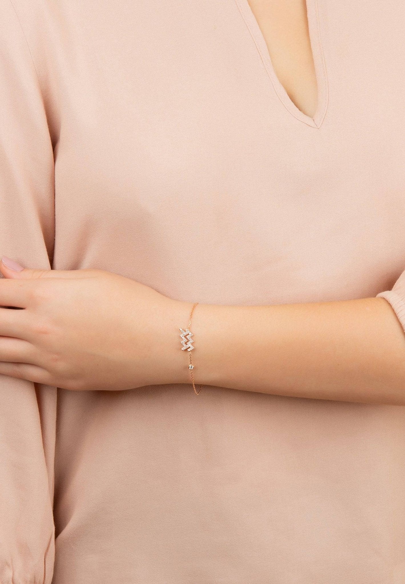 Aquarius Zodiac Bracelet in Rose Gold with White Zircon